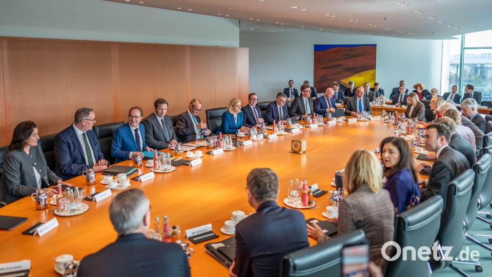 Nach längerem Verhandeln war die Zuckersteuer heute im Kabinett. Bild: Michael Kappeler/dpa