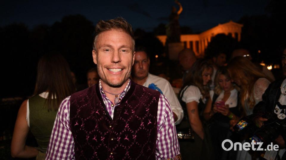 Bei „Promi Big Brother“ sprach der Ex-Fußballer offen über die schwierige Zeit nach seiner aktiven Laufbahn. (Archivbild) Bild: Felix Hörhager/dpa