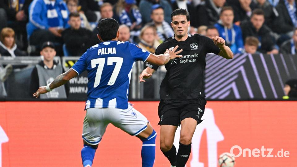 Miguel Gutiérrez (r) und seine Mitspieler ließen Lech Posen kaum eine Chance. Bild: Jakub Kaczmarczyk/PAP/dpa