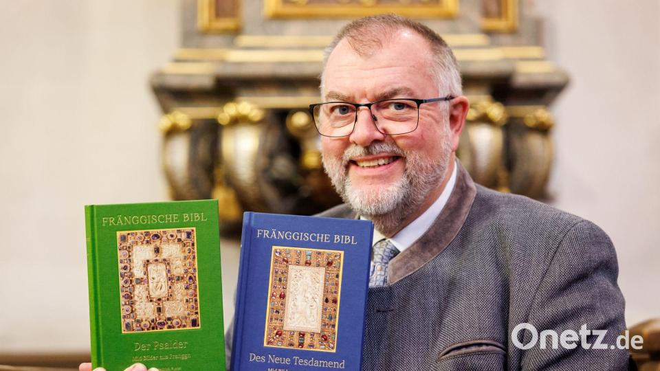 „Das darf als Bestseller bei christlichen Verlagen gelten“, sagte Pfarrer Claus Ebeling aus dem mittelfränkischen Lichtenau. Bild: Daniel Karmann/dpa