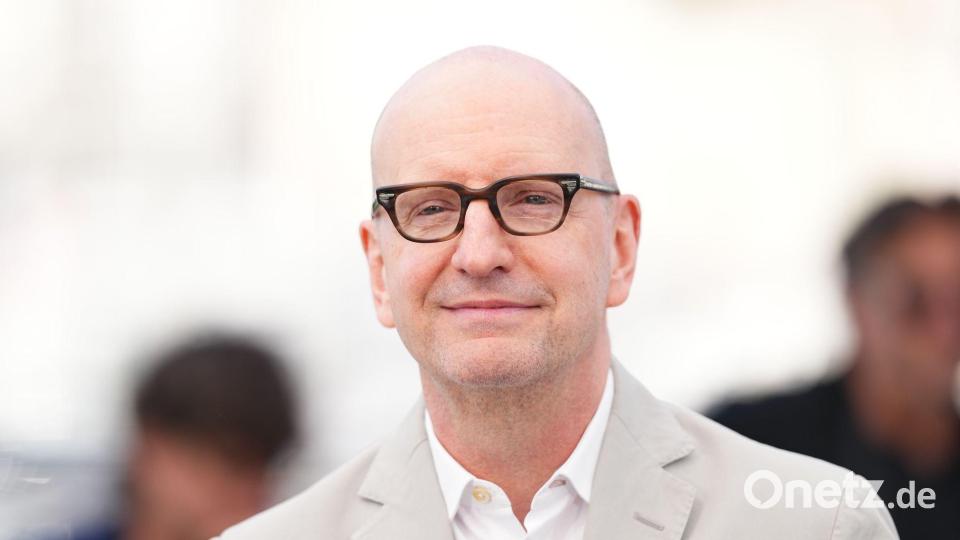 US-Regisseur Steven Soderbergh springt bei den Dreharbeiten ein. (Archivbild) Bild: Scott A Garfitt/Invision/AP/dpa