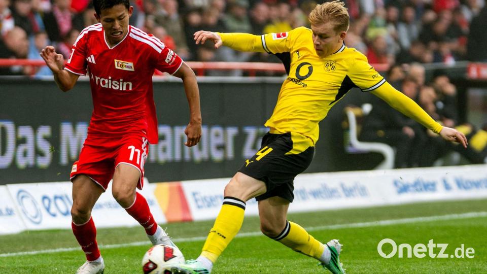 Intensive Zweikämpfe dominierten die erste Halbzeit zwischen Union Berlin und Borussia Dortmund. Bild: Julius Frick/dpa