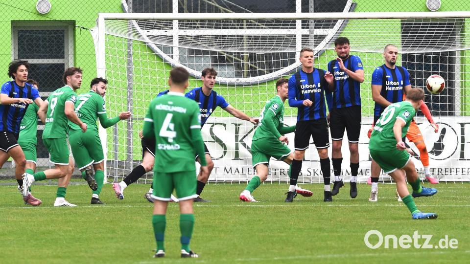 Dieser Freistoß für Nördlingen brachte nichts ein. Bild: Gerhard Büttner