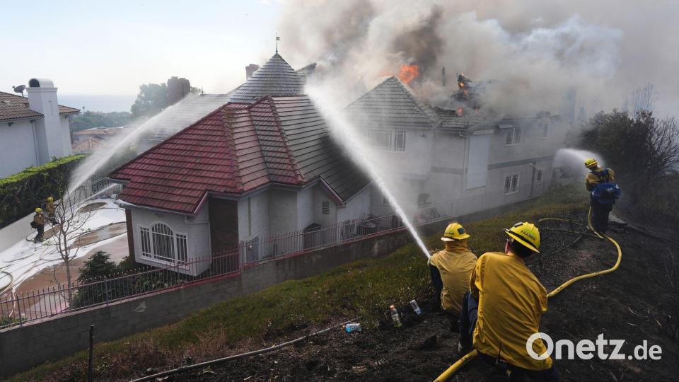 Für mehrere Gebiete galten Evakuierungsanordnungen. Bild: Jae C. Hong/AP/dpa