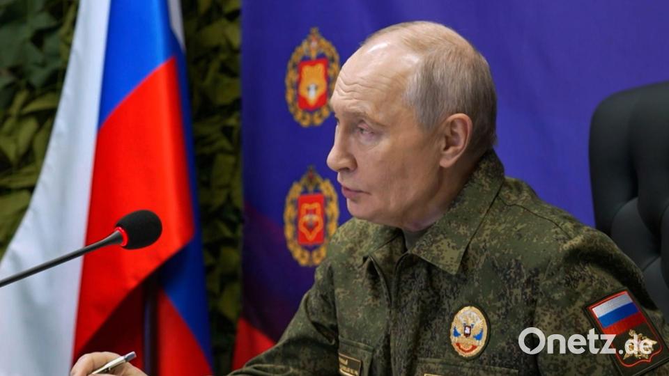 Putin sieht sich als Kriegsherr weiter auf der Siegerstraße. Bild: Uncredited/Russian Presidential Press Service via AP/dpa