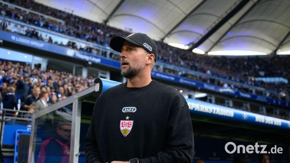 VfB-Trainer Sebastian Hoeneß beklagte die mangelnde Effiziens seines Teams. Bild: Gregor Fischer/dpa