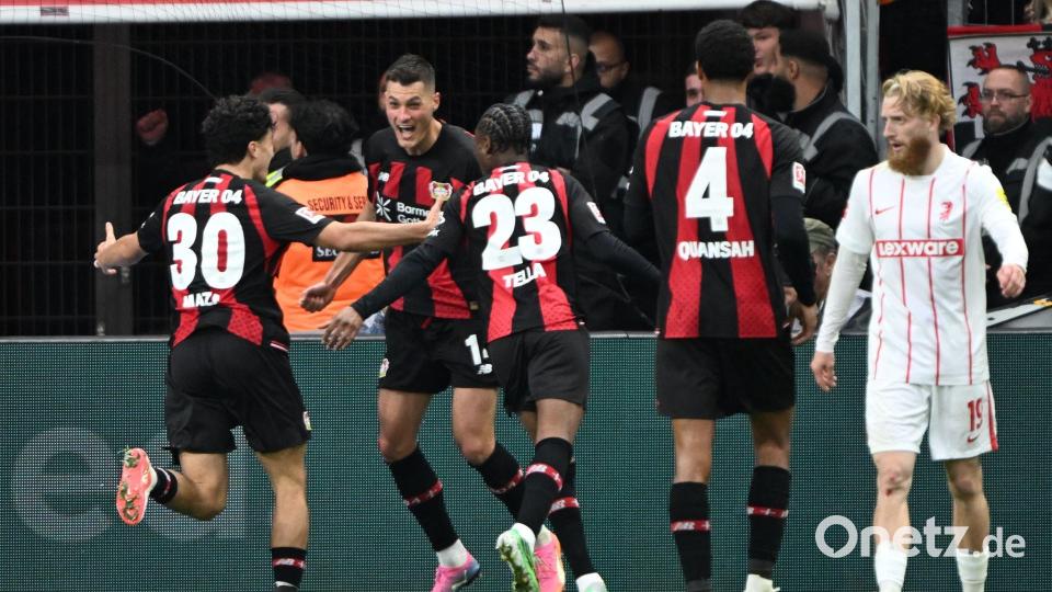 Schicks Rekordtor lässt Leverkusen zum 2:1 jubeln. Bild: Federico Gambarini/dpa
