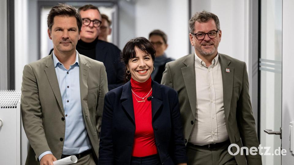 Die Spitzen von Linke, Grünen und SPD haben ihre Sondierungen zur Regierungsbildung erfolgreich abgeschlossen. Bild: Fabian Sommer/dpa