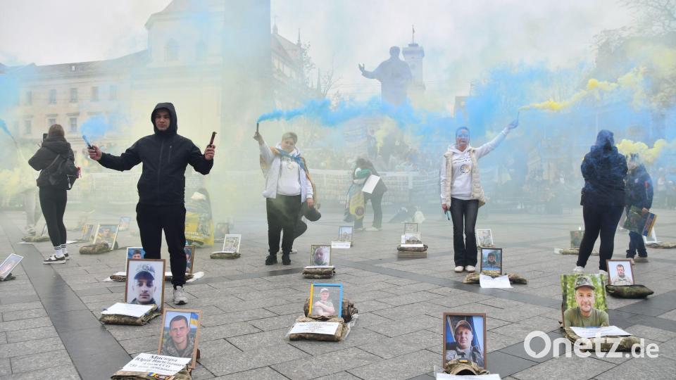 Noch zeigt die Ukraine großen Willen zum Widerstand. Bild: Mykola Tys/AP/dpa