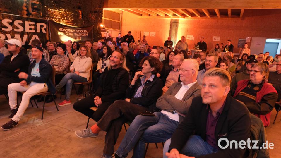 Über 100 Teilnehmer waren am Vortrag von Michael Sternkopf interessiert. Bild: Fred Lehner