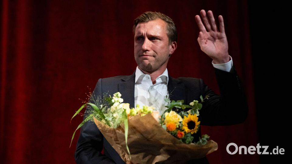 Nahm sichtlich bewegt Abschied von Eintracht Frankfurt: Markus Krösche. Bild: Florian Wiegand/dpa