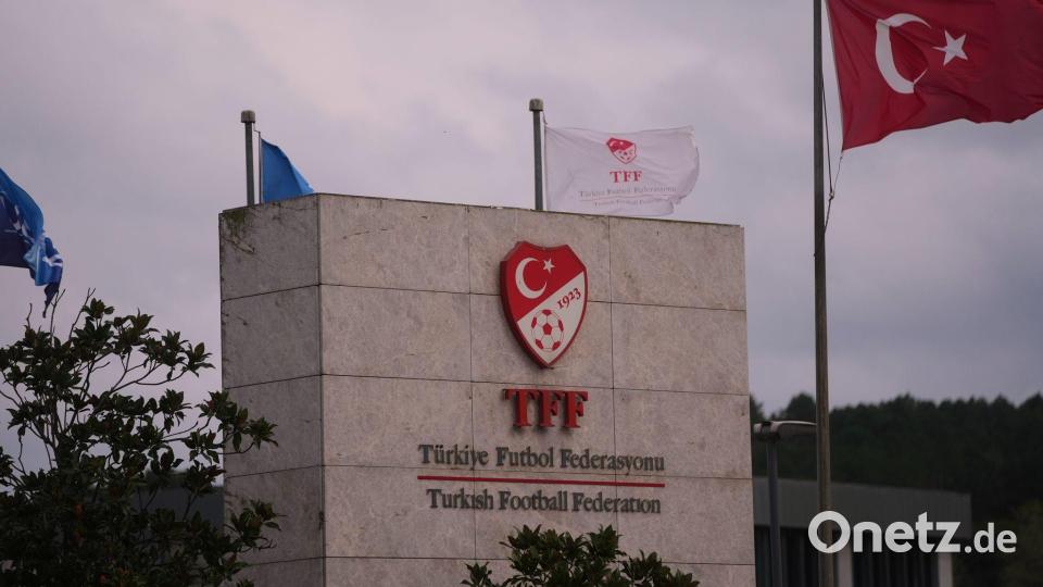 Der türkische Fußballverband hat einen neuen Nationaltrainer gefunden. (Archivbild) Bild: Francisco Seco/AP/dpa