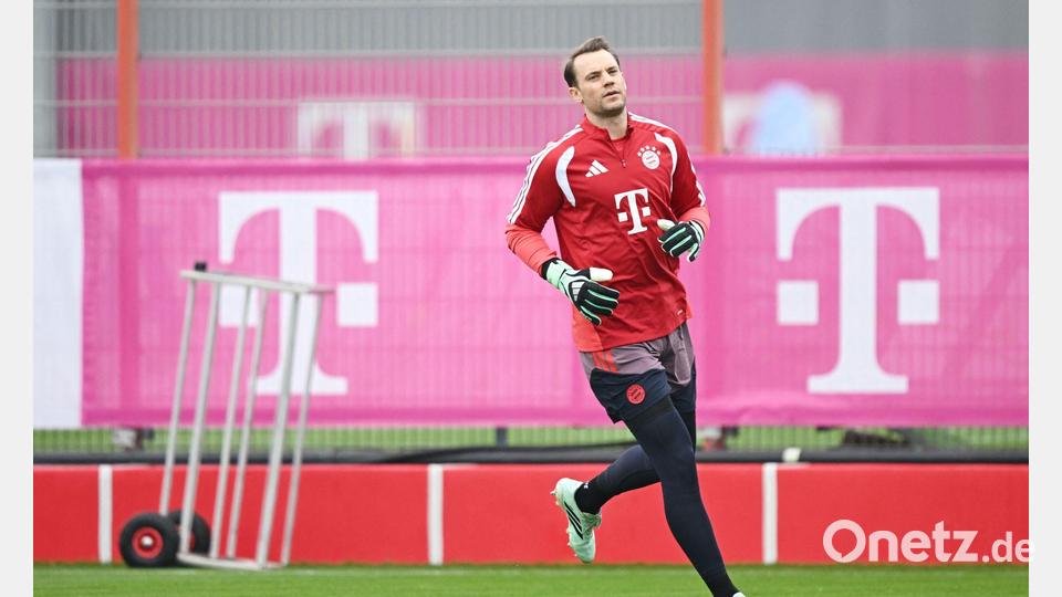 Warmlaufen für Arsenal: Manuel Neuer. Bild: Angelika Warmuth/dpa