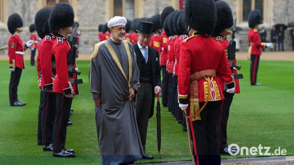 Ehrenwache für den Sultan in Großbritannien Bild: Kirsty Wigglesworth/Pool AP/AP/dpa