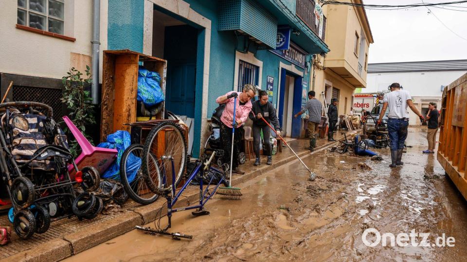 Die schweren Unwetter forderten insgesamt fünf Menschenleben. Bild: Rober Solsona/EUROPA PRESS/dpa