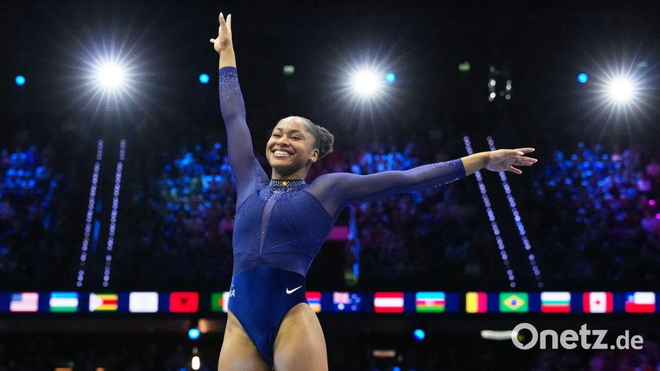 Jubelte über die Olympia-Qualifikation mit den USA: Skye Blakely. Bild: Patrick Post/AP/dpa