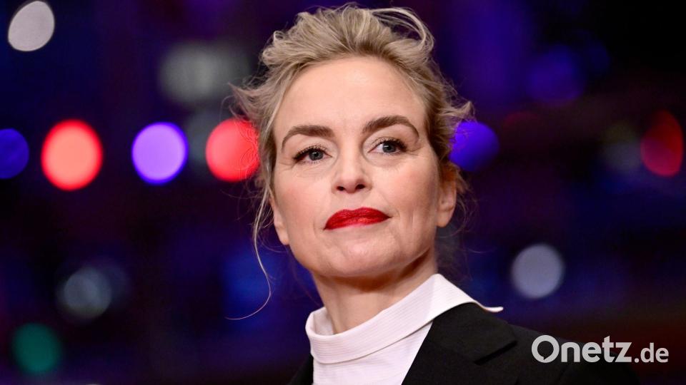 Die Schauspielerin Nina Hoss spielt die Hauptrolle in dem Survival-Drama. (Archivbild) Bild: Fabian Sommer/dpa