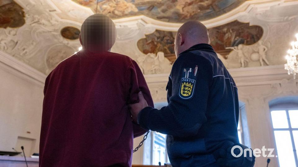 Auch ein Freund der Familie soll sich an der Tochter vergangen haben. Bild: Stefan Puchner/dpa