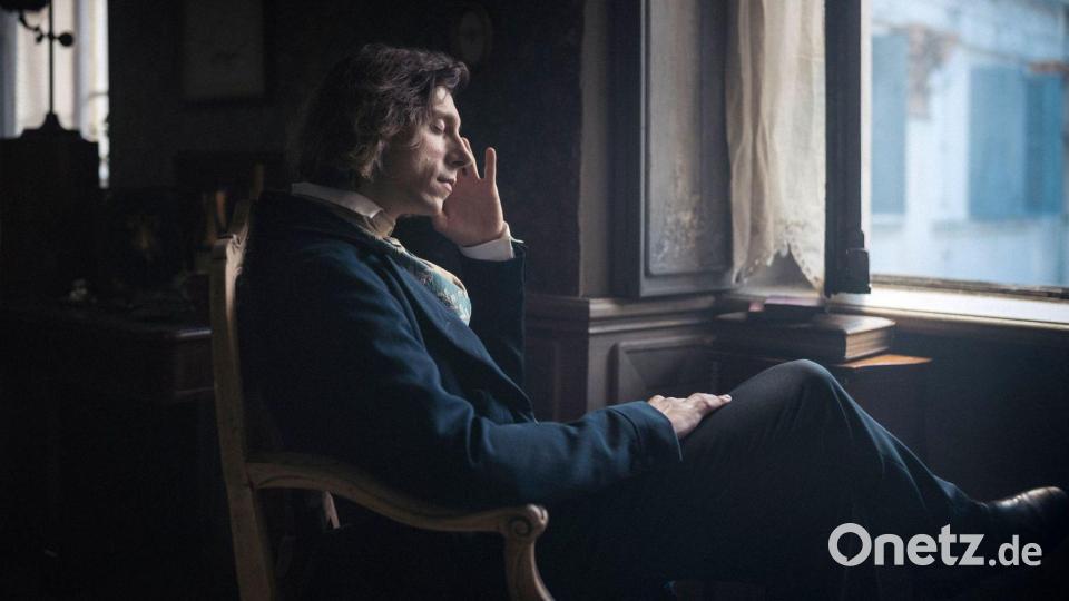 „Chopin - Eine Sonate in Paris“ zeigt den Komponisten Frédéric Chopin als gefeierten Musiker. Bild: -/Neue Visionen Filmverleih/dpa