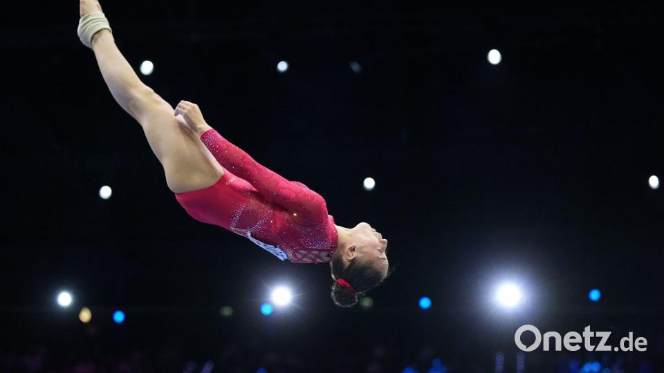 Schöner Flug, schwacher Sprung: Kaylia Nemour. Bild: Patrick Post/AP/dpa