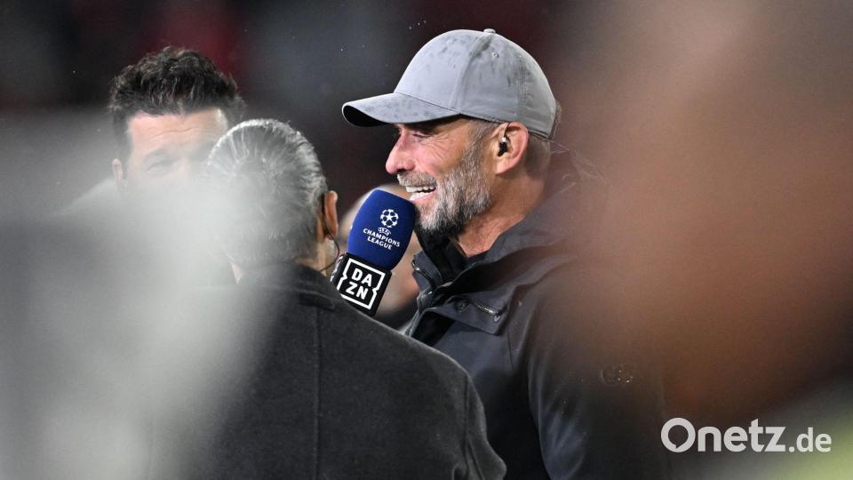 Jürgen Klopp sichtet permanent Spieler. (Archivbild) Bild: Sven Hoppe/dpa