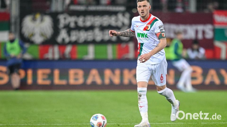 Jeffrey Gouweleeuw ist immer noch wichtig für den FC Augsburg. (Archivbild) Bild: Harry Langer/dpa