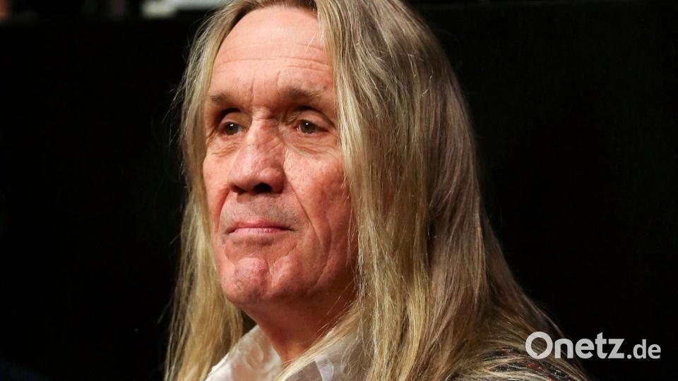 Ex-Iron-Maiden-Drummer Nicko McBrain hat seine Autobiografie „Hello Boys and Girls!“ veröffentlicht. (Archivbild) Bild: Steven Paston/PA Wire/dpa