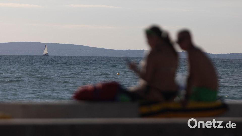 Im Winter ist an der Playa aus Partysicht kaum noch etwas los. Bild: Clara Margais/dpa
