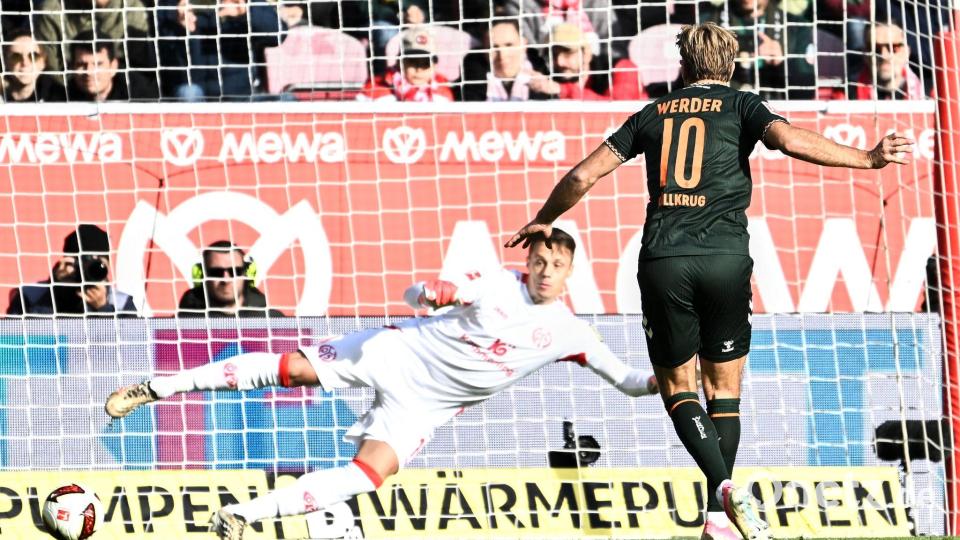 Trifft auch vom Elfmeterpunkt: Niclas Füllkrug Bild: Florian Wiegand/dpa