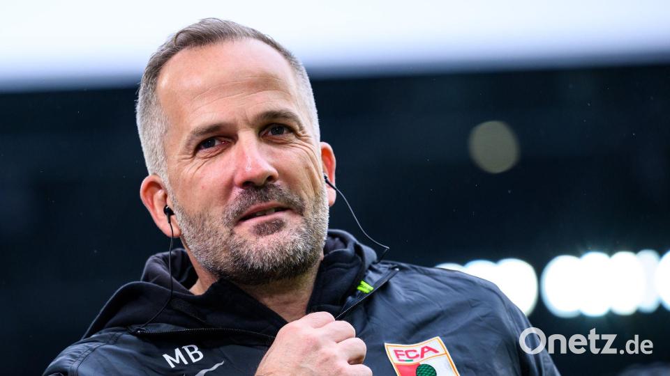 Augsburg-Trainer Baum warnt vor einem physisch starken Gegner. (Archivbild) Bild: Tom Weller/dpa