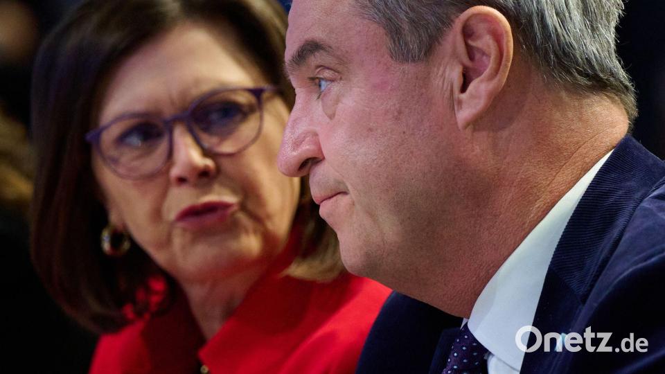 Markus Söder wirbt für Ilse Aigner. Bild: Sven Hoppe/dpa