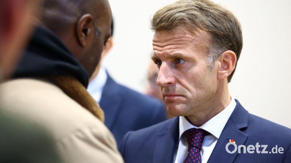 Ein rassistischer Terroranschlag erschüttert Frankreich mitten in der wegen der teils gewalttätigen Sozialproteste bereits angespannten Lage. Bild: Hannah McKay/Reuters Pool Photo/AP/dpa