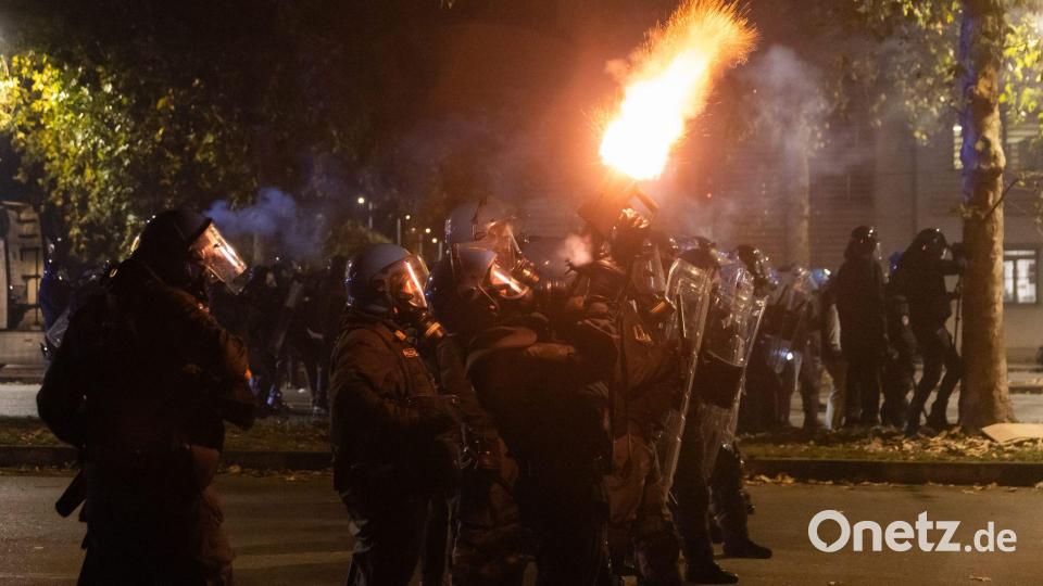 Auch in Italien kam es zu Zusammenstößen. Bild: Mauro Ujetto/LaPresse/AP/dpa