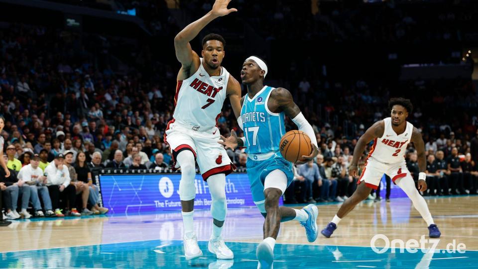 Dennis Schröder machte gegen Miami sein bestes Saisonspiel. Bild: Nell Redmond/AP/dpa