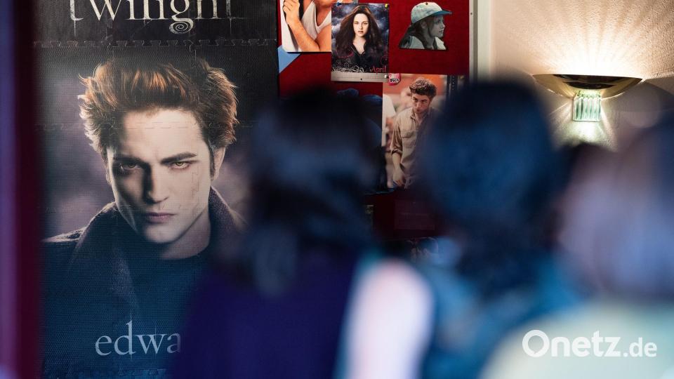 In seiner Rolle als Vampir Edward wurde Robert Pattinson zum Teenie-Schwarm. Bild: Sebastian Gollnow/dpa