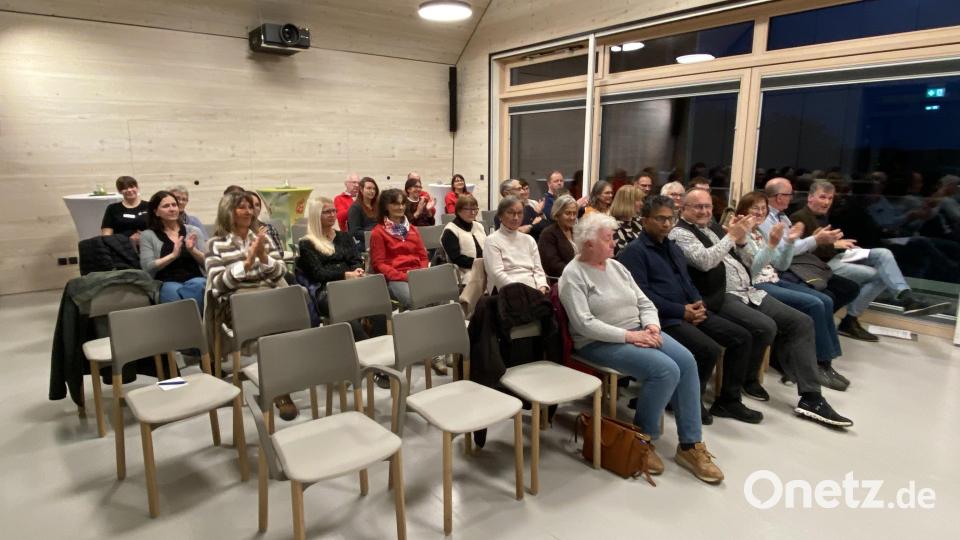 Von den Besuchern kam viel Applaus. Bild: Josef Glas