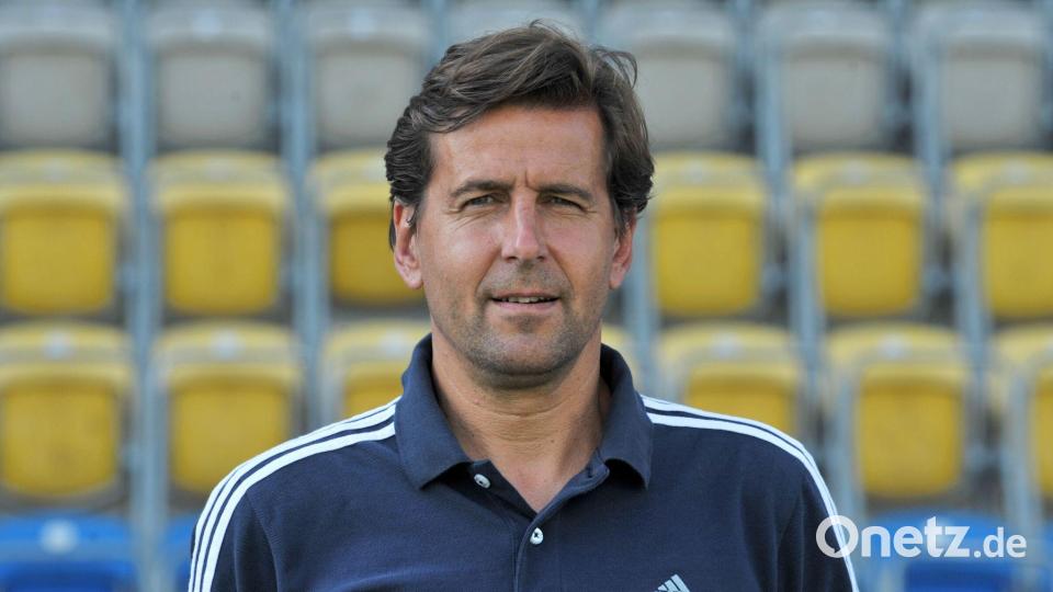 Heiko Weber war Spieler und Trainer in Jena. Nun ist er nach schwerer Krankheit gestorben. (Archivbild) Bild: picture alliance / ZB