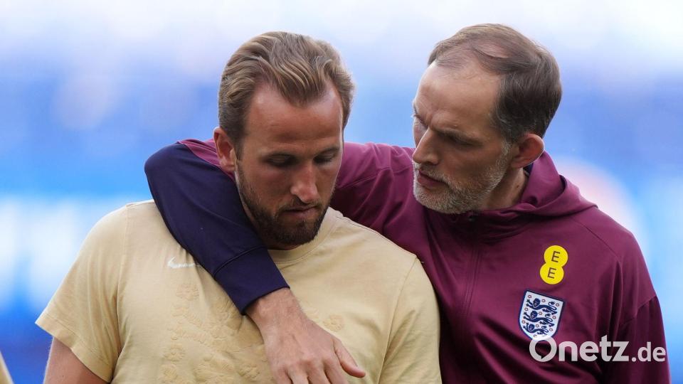 Für Englands Nationaltrainer Tuchel (r.) ist Kane unverzichtbar. Bild: Bradley Collyer/PA Wire/dpa