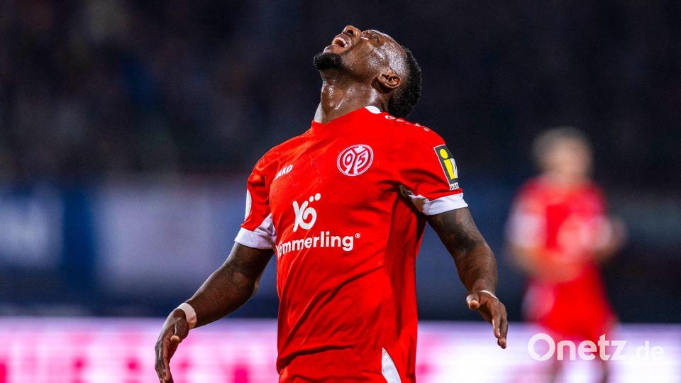 Mainz Stürmer Sheraldo Becker konnte gegen Bochum keine Akzente setzen. Bild: David Inderlied/dpa