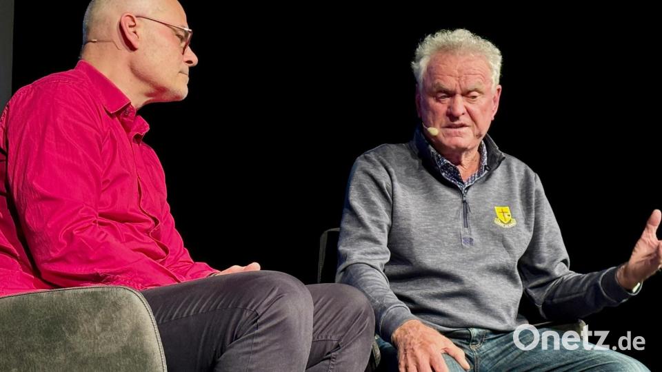Sepp Maier (rechts) erzählt aus seinem Leben. Bild: Gabi Schönberger