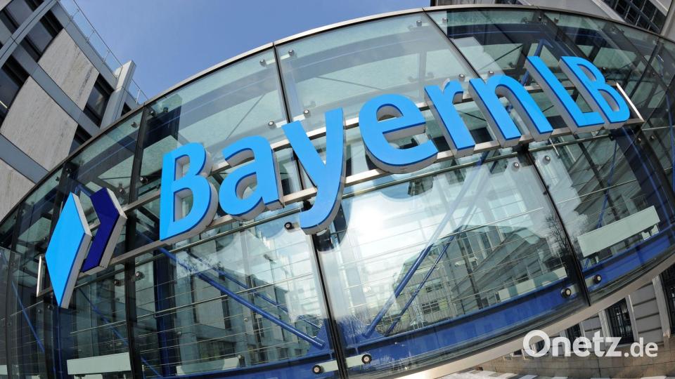Der Chefsessel der BayernLB wird 2027 frei. (Archivbild) Bild: Andreas Gebert/dpa