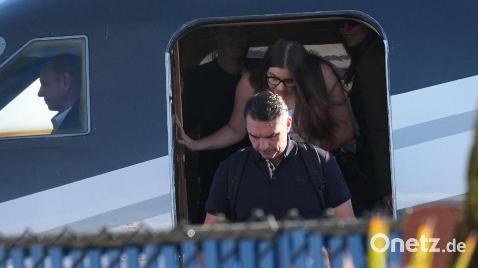 Nach seiner heimlichen Ausreise aus Brasilien landete Bolsonaro am Mittwoch in Miami. Bild: Marta Lavandier/AP/dpa