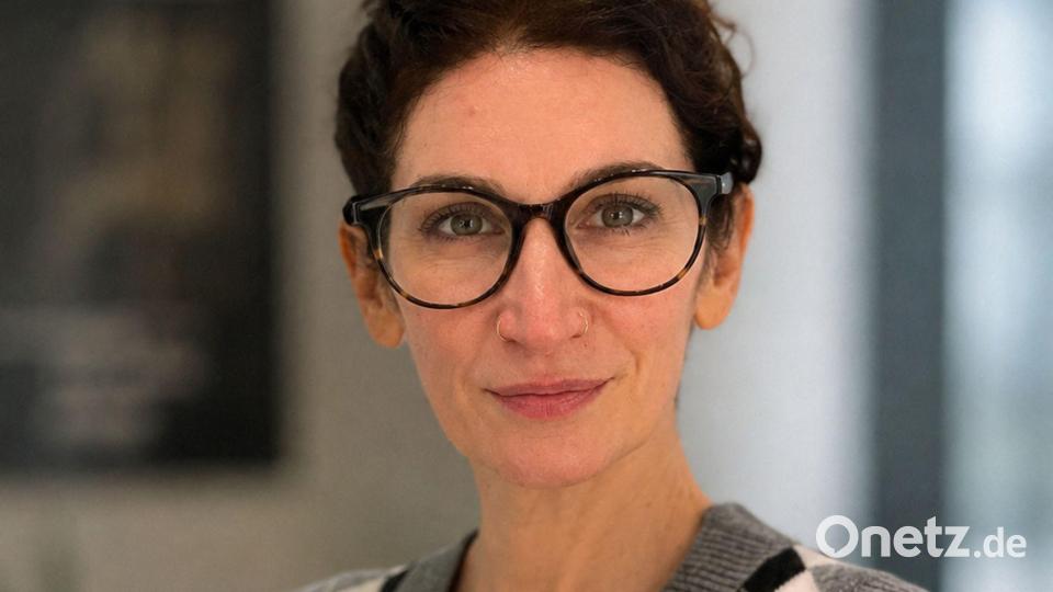 Die Autorin und Regisseurin von „Doitscha - Alles geht vorüber“, Ester Amrami. (Archivbild) Bild: Andreas Dobslaff/dpa