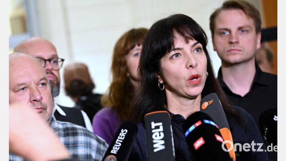 Linke-Fraktionsvorsitzende Elif Eralp hat betont, konsequent gegen Gewalt und Kriminalität vorgehen zu wollen. Bild: Britta Pedersen/dpa