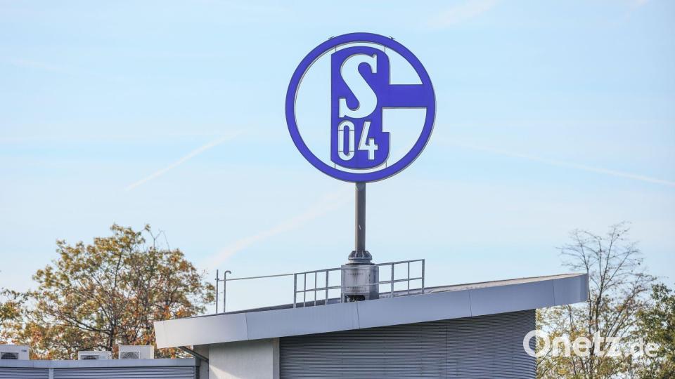 Der FC Schalke 04 hat die vergangenen drei vollen Geschäftsjahre mit einem positiven Konzernergebnis beendet. (Symbolbild) Bild: Tim Rehbein/dpa