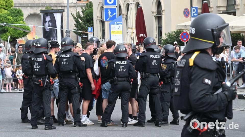 Das Bundesamt für Verfassungsschutz warnt davor, dass linksextreme Gruppen die deutschlandweiten Jugendproteste unterwandern und für ihre Zwecke missbrauchen könnten. (Symbolbild) Bild: Felix Hörhager/dpa