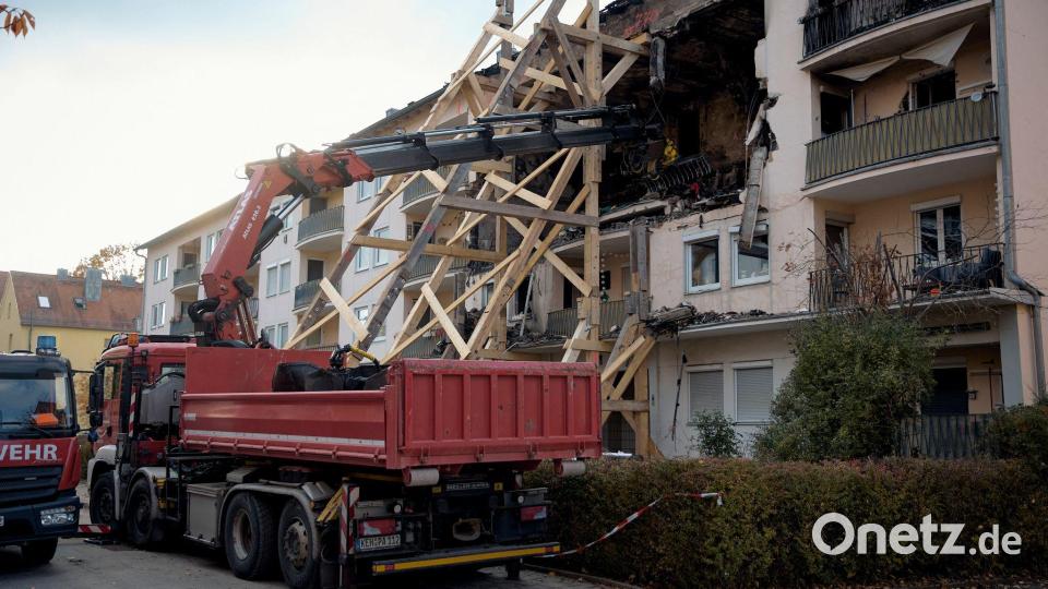 Am Tag nach dem Unglück fanden die Einsatzkräfte zwei Leichen. Bild: Tizian Gerbing/dpa