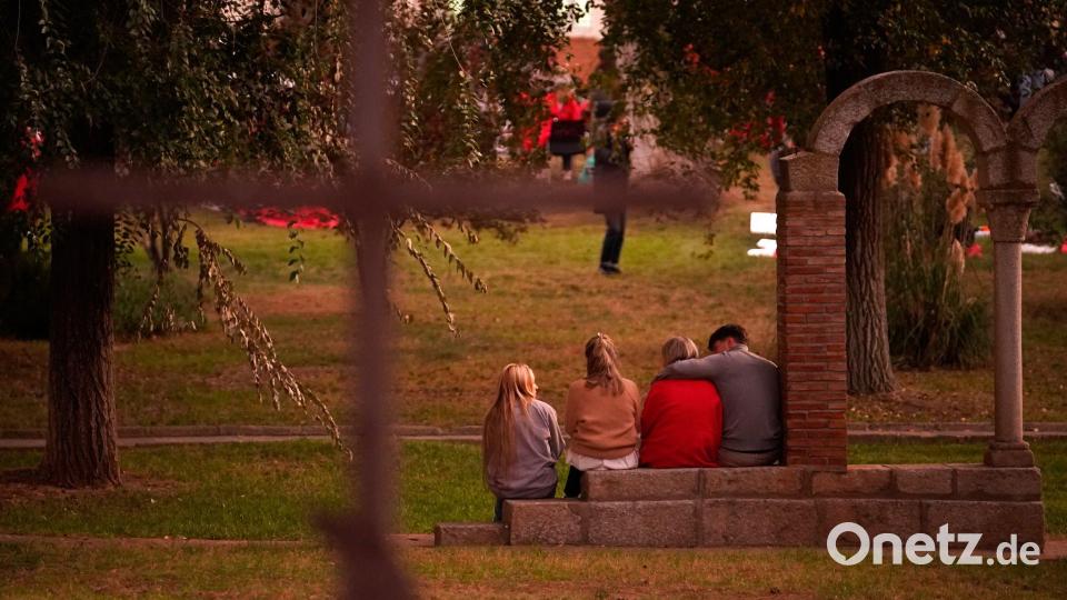 Die Identifizierung der Opfer kommt nur langsam voran. (Archivbild) Bild: Andrea Comas/AP/dpa