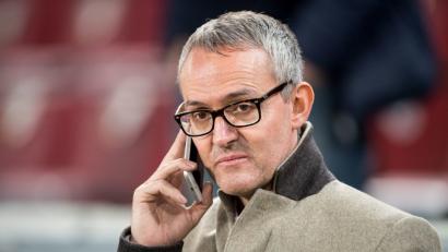 Die Führungsetage des 1. FC Köln gibt ein unglückliches Bild ab: Geschäftsführer Alexander Wehrle (Bild) muss sich für die Entscheidung, Trainer Peter Stöger zu entlassen, reichlich Kritik anhören.	Bild: Marius Becker/dpa