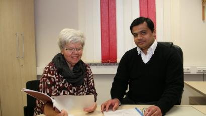 Christa Müller - Pfarrgemeinderatssprecherin in der Wallfahrtsgemeinde Fuchsmühl - zeigt sich erleichtert. „Die Kandidatenliste steht.“ Gemeinsam mit Pater Martin, der Pfarrer Joseph während der Urlaubs-Abwesenheit derzeit vertritt, plant sie bereits die weiteren Vorgehensschritte, die bis zur Wahl am 25. Februar dafür noch nötig sind. Bild: wro